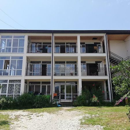 Aparthotel Na Abovyana 7 New Athos Zewnętrze zdjęcie