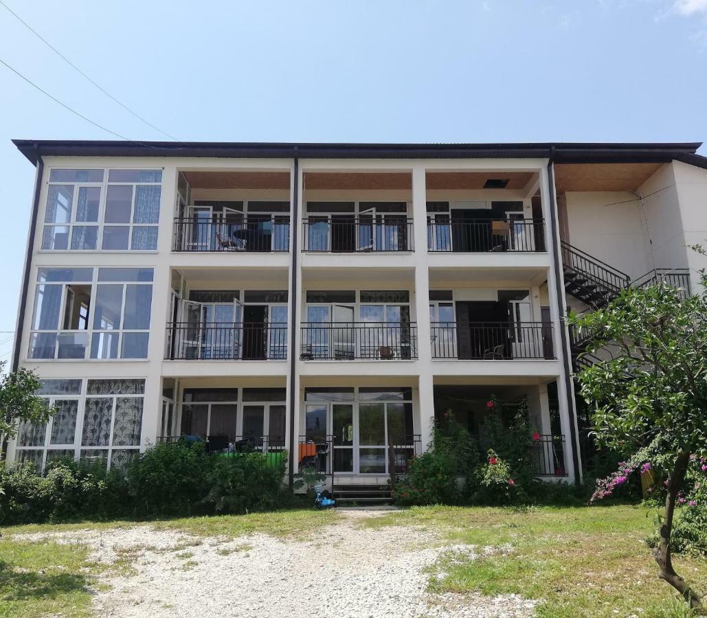 Aparthotel Na Abovyana 7 New Athos Zewnętrze zdjęcie
